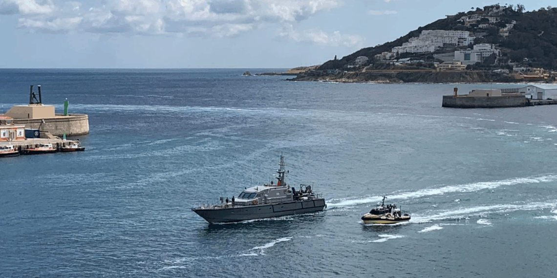 Alvise Pérez propone que la Armada lidere la lucha contra el narcotráfico en el Estrecho