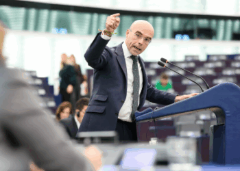 Vox vota contra el plan de rearme de la UE: «No protege a Ceuta y Melilla»