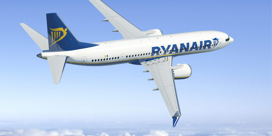 Las aerolíneas advierten que podrían abandonar rutas con Canarias, Baleares, Ceuta y Melilla por el impago de 810 millones en subvenciones