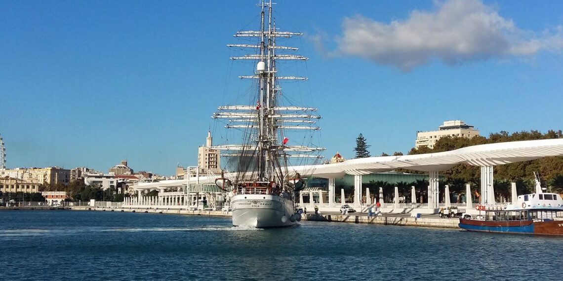 El ‘Barco de la Paz’ llega a Ceuta para promover la convivencia intercultural