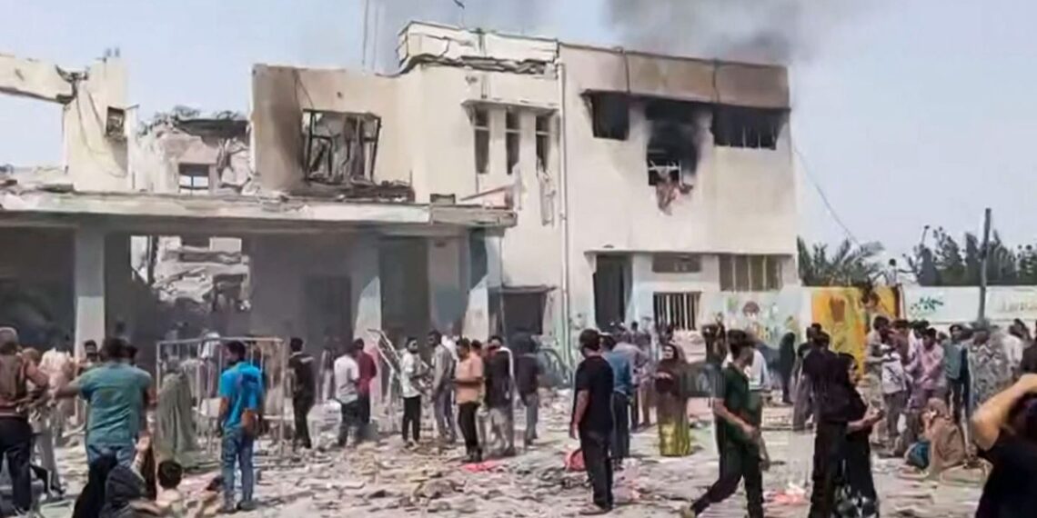 Ataque aéreo en Irán causa la muerte de 53 niñas en una escuela primaria