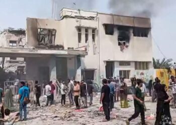 Ataque aéreo en Irán causa la muerte de 53 niñas en una escuela primaria