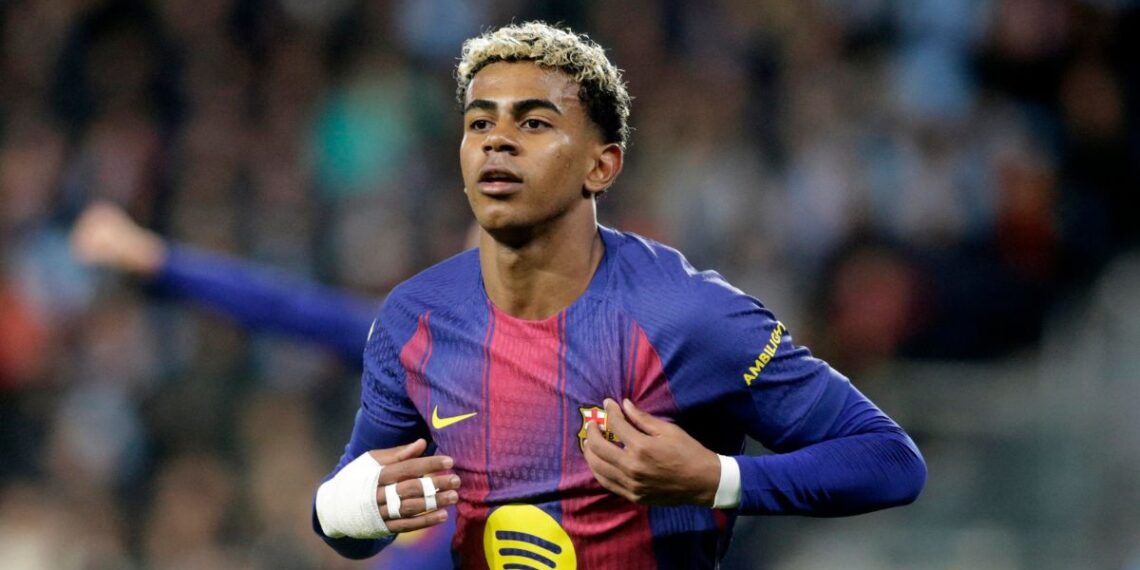 Lamine Yamal destaca con un triplete y afianza el liderato del Barcelona