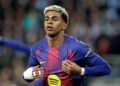 Lamine Yamal destaca con un triplete y afianza el liderato del Barcelona