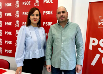 El PSOE acusa al PP de “administrar la pobreza” y no transformar la realidad social de Ceuta