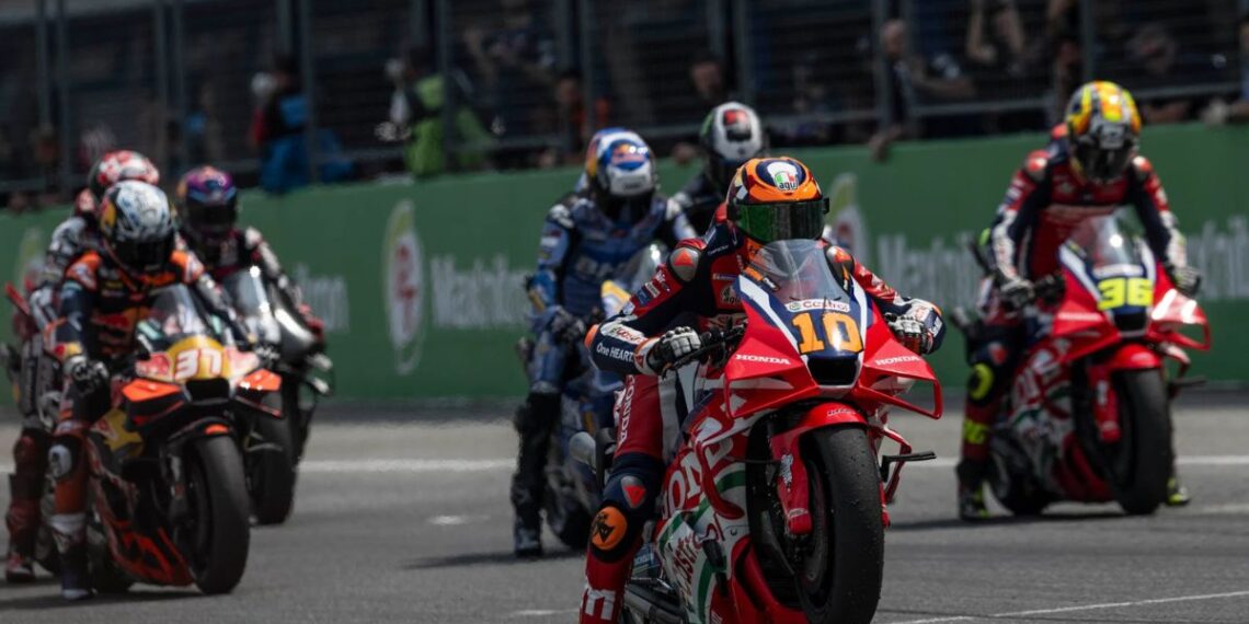 Marco Bezzecchi logra la victoria en el Gran Premio de Tailandia en una jornada llena de altibajos